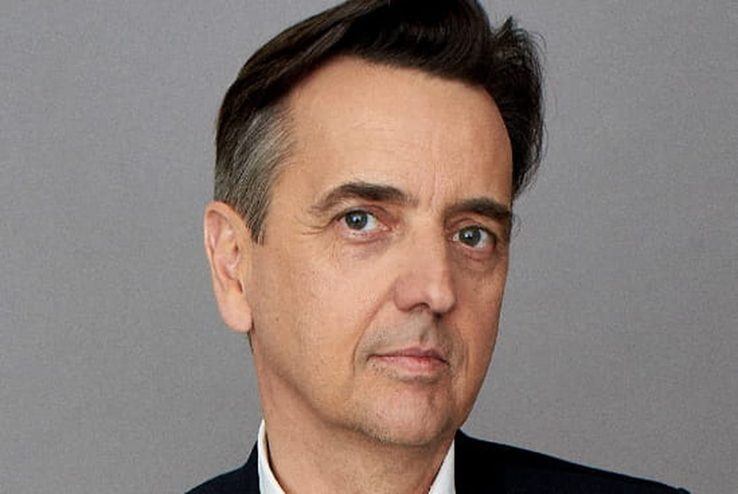 geste's tweet card. Bertrand Gié, président du Geste, explique pourquoi cinq organisations représentatives des médias d'information français publient une tribune interpellant les pouvoirs publics pour les protéger du...