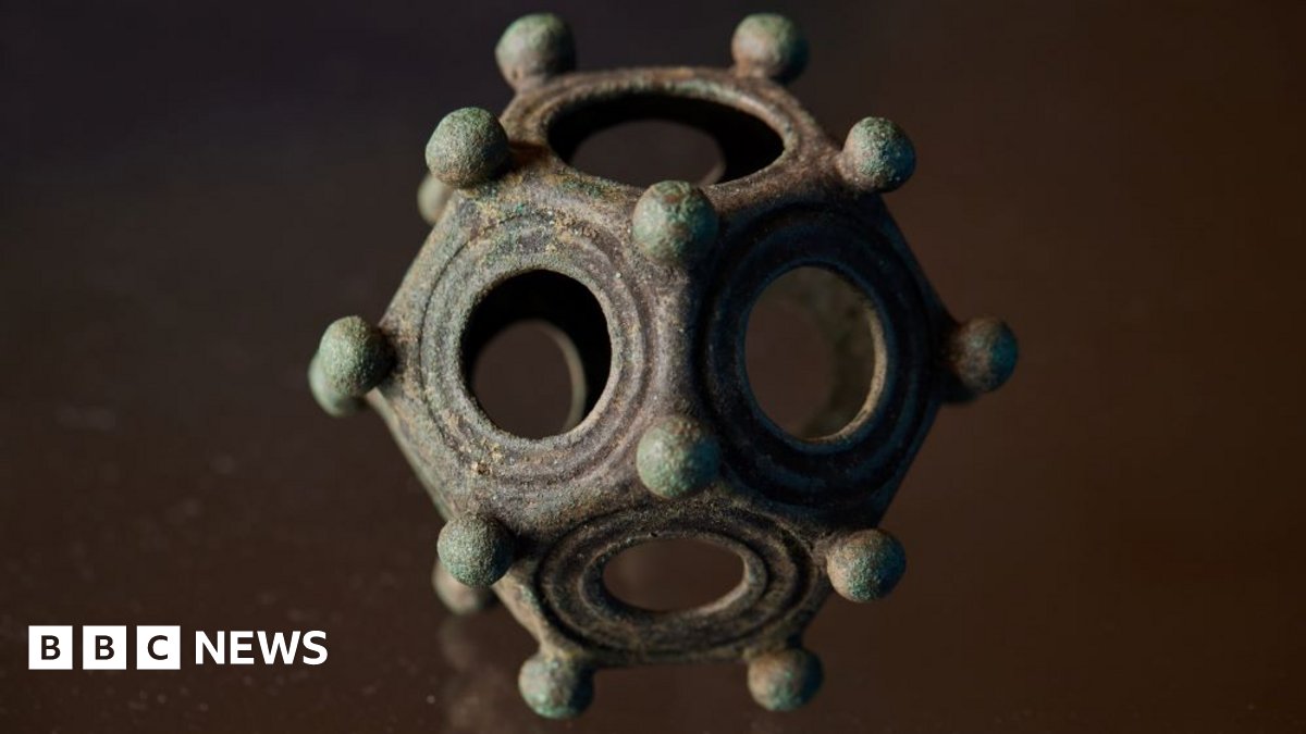 UoNPressOffice's tweet card. Experts have long been baffled as to the use of dodecahedra, which are not referenced in any texts.