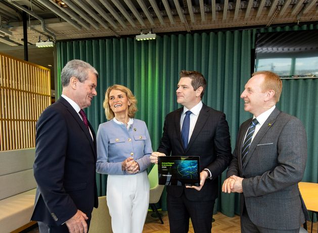 FeargalORourke's tweet card. Foreign direct investment held up surprisingly well in the first six months of the year, defying the global economic uncertainty to set up the creation of ...