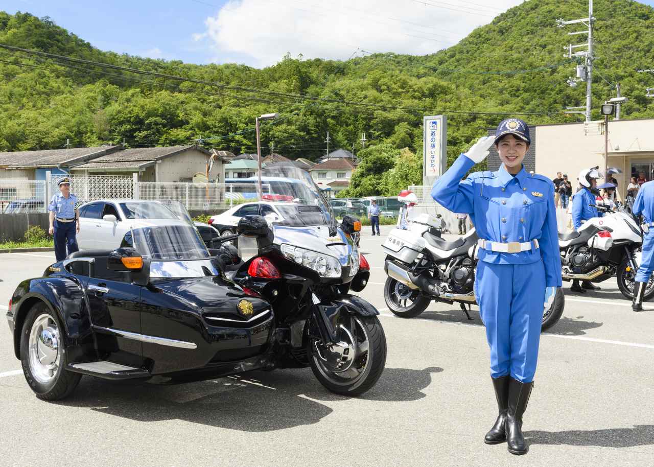 webautoby's tweet card. 2025年7月21日、兵庫県・道の駅いながわで、兵庫県警察のイベント「バイクの日 二輪車事故防止キャンペーン in 道の駅いながわ」が開催され、絶好のお天気のもと800人もの来場者が訪れ、会場は大にぎわいでした。1日交通安全大使として、JAPAN RIDERSアンバサダーの“梅ちゃん”こと梅本まどかさんが登場。大盛況だったイベントの模様をレポートします！文：松本正雅／写真：松川 忍▶▶▶「バ...