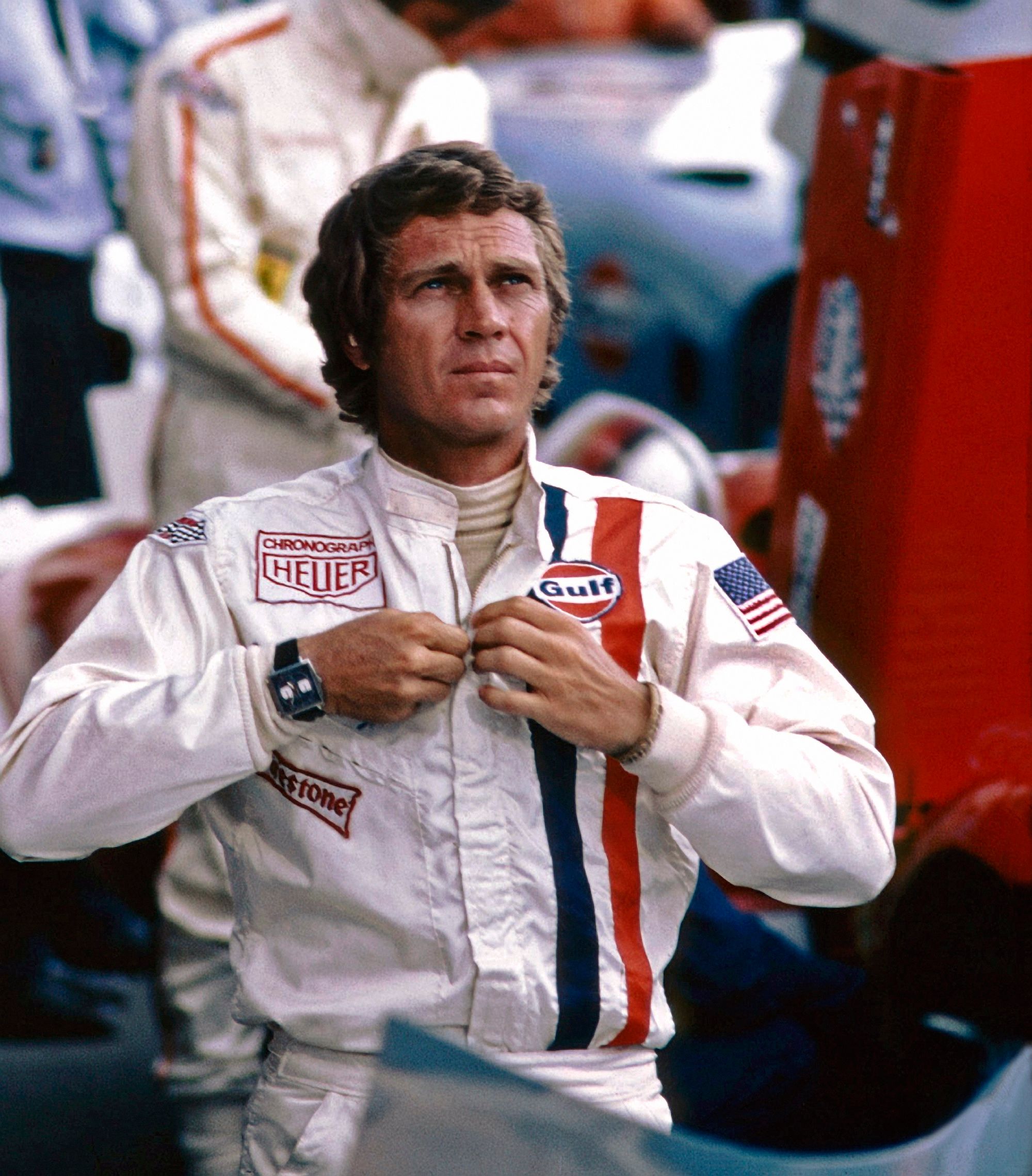 FlorentBarraco1's tweet card. LES MYSTÈRES DES BIJOUX STARS - En 1970, Steve Mc Queen adopte la Monaco. Alors qu’il ne la porte jamais en dehors des plateaux elle va bientôt porter son nom.