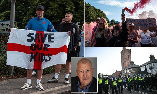 Frankdgrwhippet's tweet card. Essex Police escorting Far Left troublemakers to a confrontation with Epping residents protesting against a hotel used as an asylum hostel should surprise nobody.