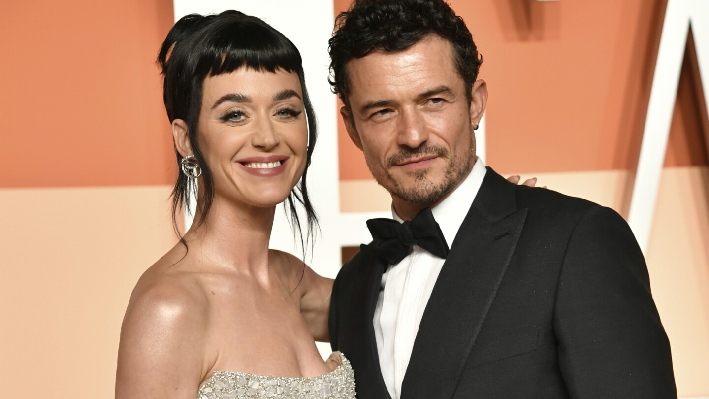 mariashermanAP's tweet card. Popstar Katy Perry and actor Orlando Bloom have split. Their representatives confirmed the breakup to multiple media outlets Thursday. The 40-year-old Perry and 48-year-old Bloom have been romantic...