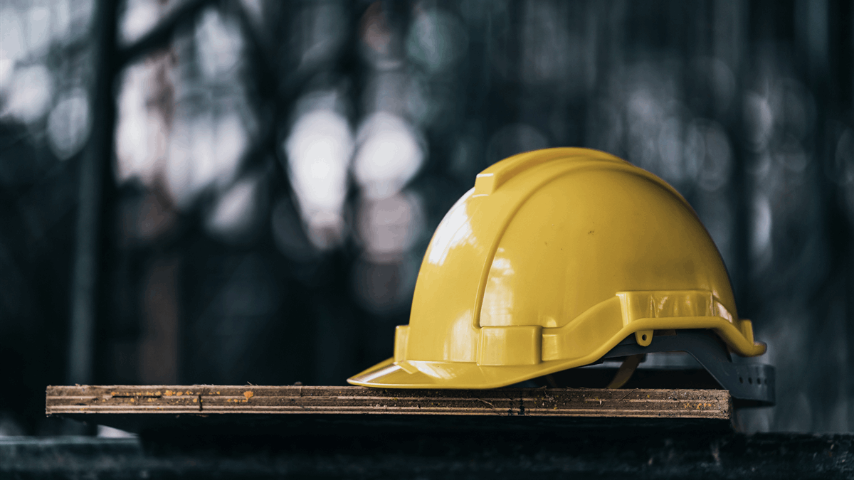 Rigzone's tweet card. The UK Department for Energy Security and Net Zero has announced 'tailored support for Aberdeen oil and gas workers'.