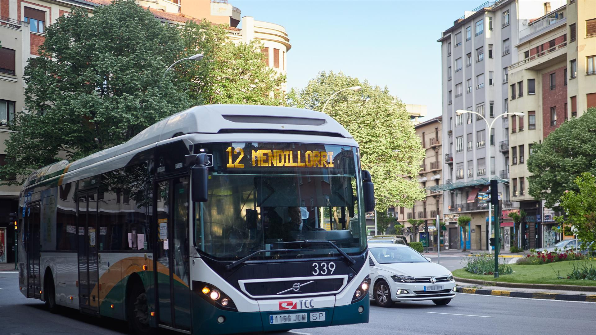 copenavarra's tweet card. "Se están respetando los servicios mínimos establecidos" afirman desde la empresa de TCC
