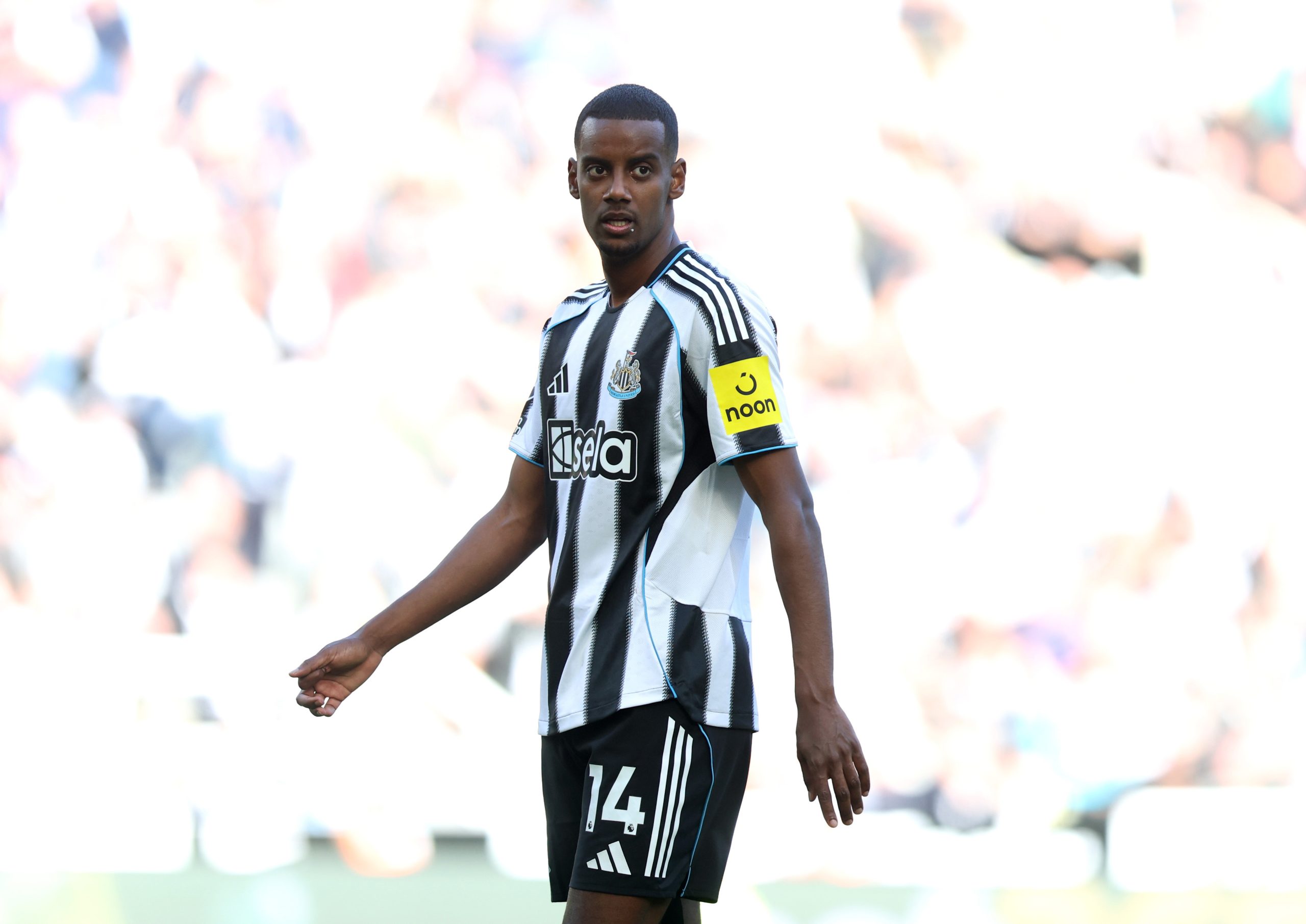 PLFrance_'s tweet card. Alexander Isak veut toujours rejoindre Liverpool. Découvrez plus d'informations à ce sujet dans cet article.