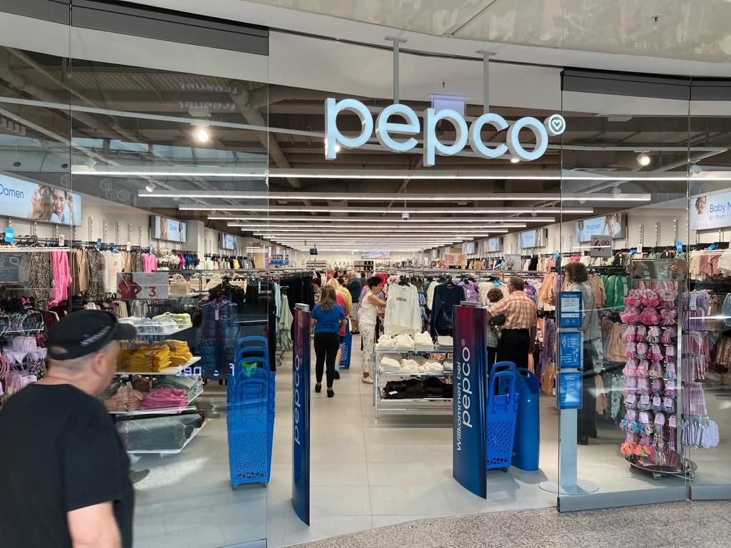 mz_dessau's tweet card. Massiv wachsen wollte der polnische Non-Food-Discounter Pepco und hat deshalb auch in Dessau innerhalb kurzer Zeit zwei Filialen eröffnet. Nun zeigt sich: Das war vielleicht zu voreilig. Kunden und...