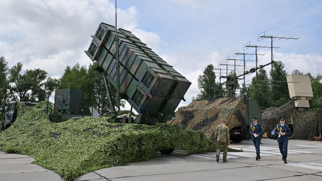 Lampje87's tweet card. De luchtverdedigingssystemen zijn belangrijk om Oekraïense steden te beschermen tegen ballistische raketten vanuit Rusland.