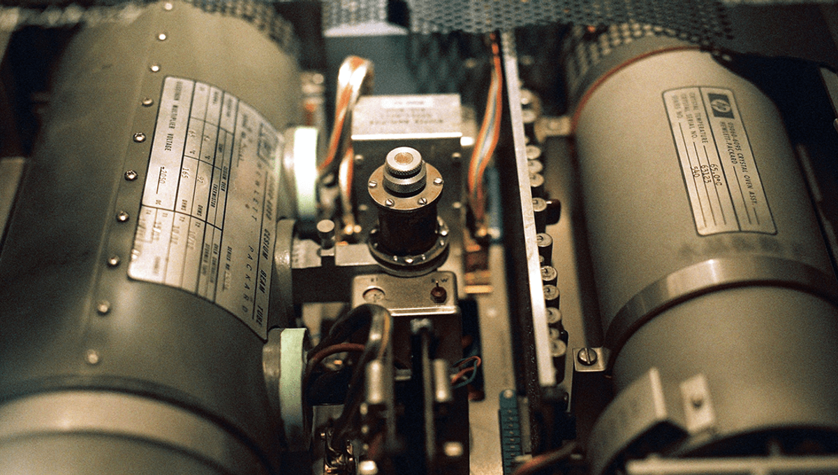 IFLScience's tweet card. One of the biggest challenges in modern physics is uniting quantum mechanics and general relativity. A new experiment may finally provide some answers.