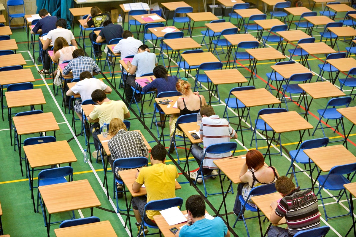 NAHTnews's tweet card. The exams regulator is withdrawing its statistics on access arrangements for GCSE and A-levels from 2014 to 2024 after data issues were found.