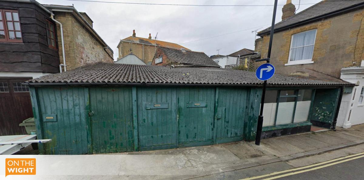 onthewight's tweet card. Proposal to replace a deteriorating garage in Seaview faces strong opposition from the local parish council