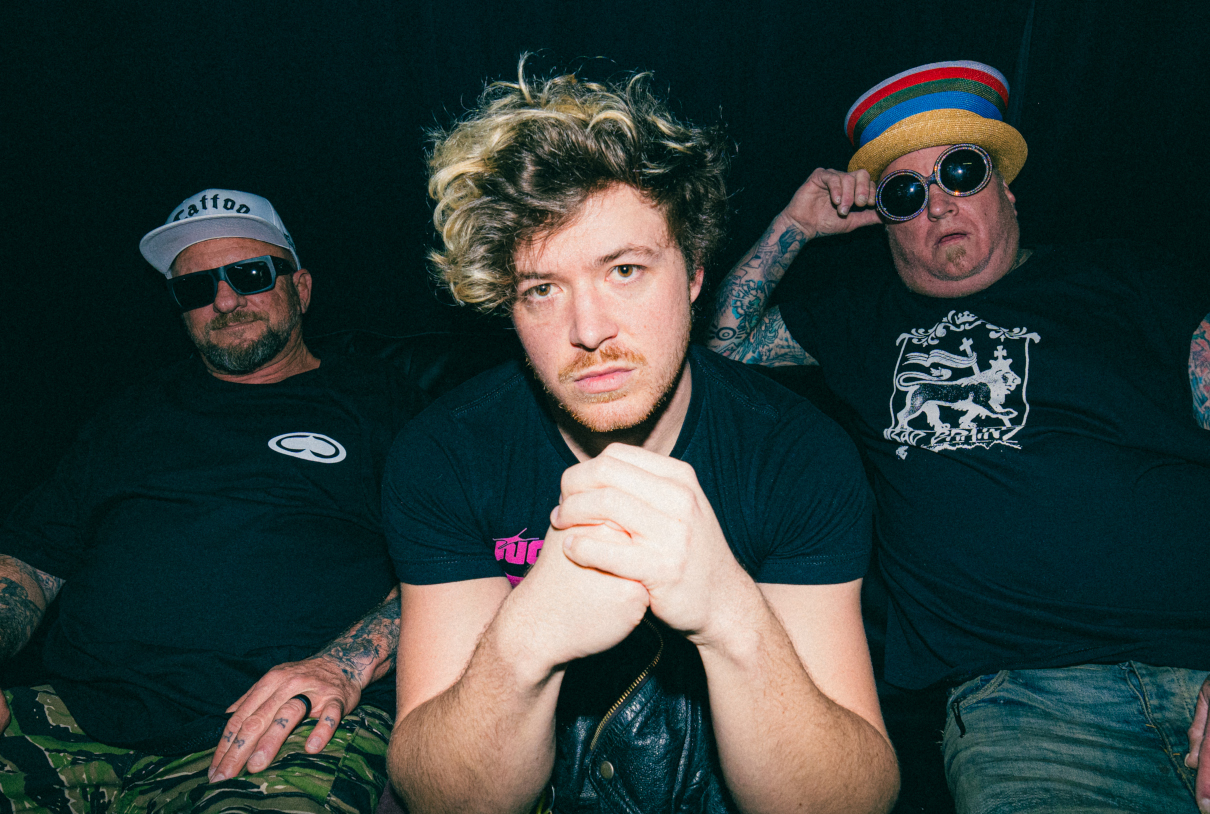 Tomoki_in_OC's tweet card. Sublime is now fronted by late lead singer Bradley Nowell's son Jakob. We caught up with him to talk about the band's new single "Ensenada."