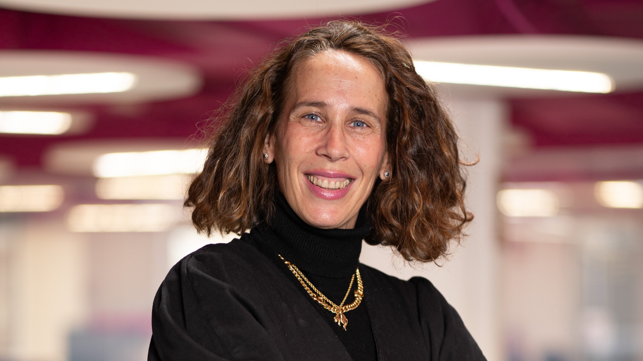dialogoslideres's tweet card. Virginia Pomar, Product Marketing Manager Senior en Making Science, protagoniza una nueva sección de 'Mad Women Power'. ¡No te lo pierdas!