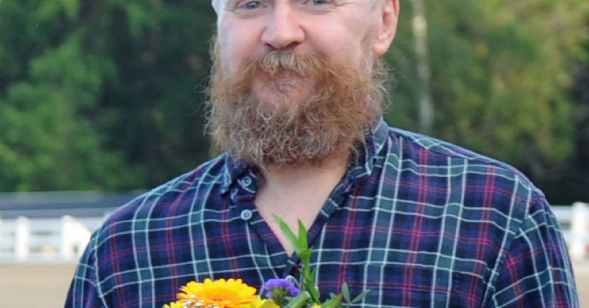 Bardissimo's tweet card. Kändisuppfödaren inför söndagens final av Stochampionatet och sin syn på travsportens framtid. "Behövs radikalt nytänk."
