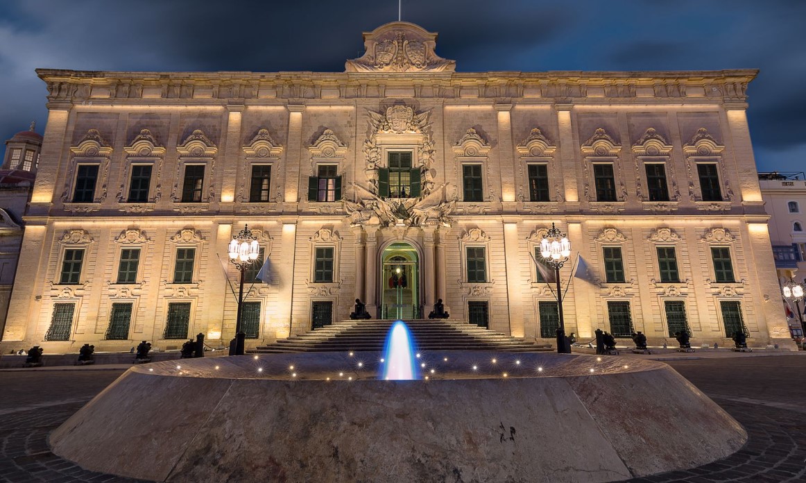 malteseherald's tweet card. Ongoing attempts by the Ministry of Finances to rebalance the budget by reducing the deficit seem to be encountering difficulties as government’s expenditure keeps soaring. According to the latest...