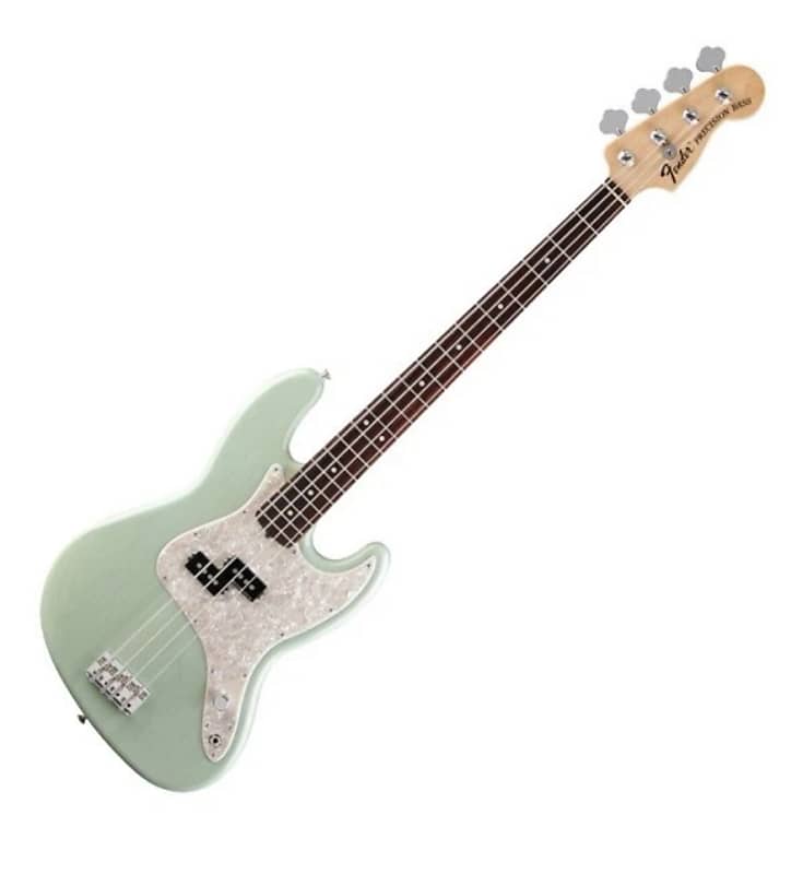 HFeddieHF's tweet card. For saleFender Mark Hoppus MK2 signature Precision/jazz bass in translucent green.This bass is in mint condition and has been recently set up with Rotosound swing 66 strings 45-105 and comes complete...