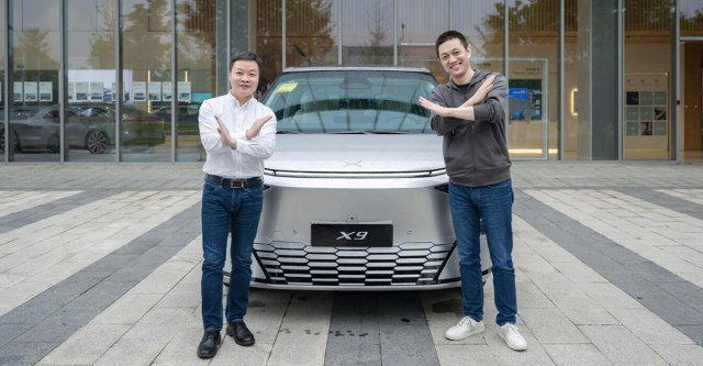 AfonsoEV_'s tweet card. The Switzerland-based private bank Vontobel increased its stake in several electric vehicle makers, more than doubling its positions in the Chinese brands Nio and XPeng, as well as in the U.S.-base…