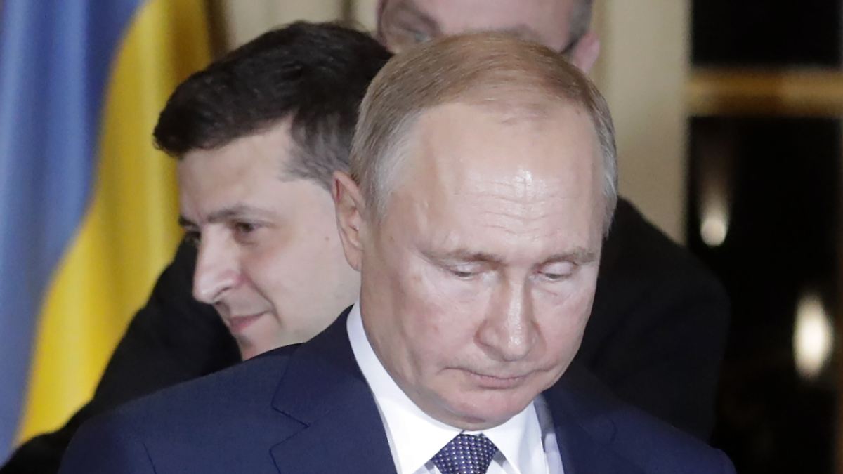 Siegfri41835106's tweet card. Kiew fordert schon länger ein Treffen zwischen Präsident Selenskyj und Kremlchef Putin. Auch bei den jüngsten Verhandlungen in Istanbul unterbreitet die Ukraine Russland den Vorschlag. Selenskyj...
