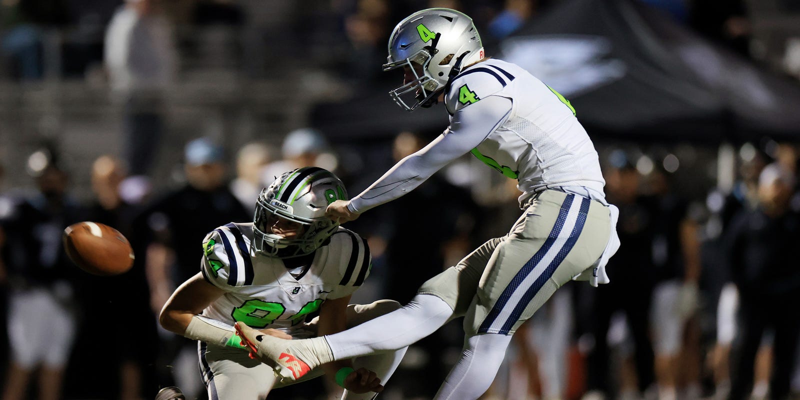 CFreemanJAX's tweet card. Who are the best specialists in the Jacksonville area in Florida high school football? Here's our ranking of FHSAA kickers/snappers for 2025.