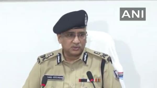 Luthra_Sidharth's tweet card. A senior police officer in Bihar attributes the rise in crime to seasonal unemployment among agricultural workers, noting that murders increase between April and July. He announced a new cell to...