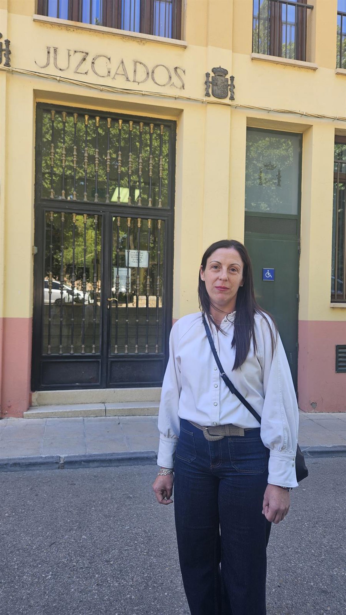 EPCLM's tweet card. La familia materna de la menor reclamada por su padre tras la muerte de la madre se ha mostrado "muy...