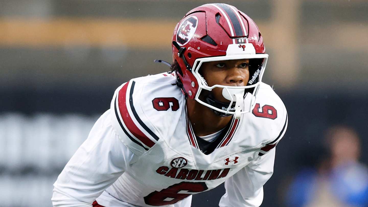 OneTrueZach's tweet card. The 2025 college football season gets another day closer, and more preseason recognitions keep rolling in. The PFF College crew recently put out their Preseason