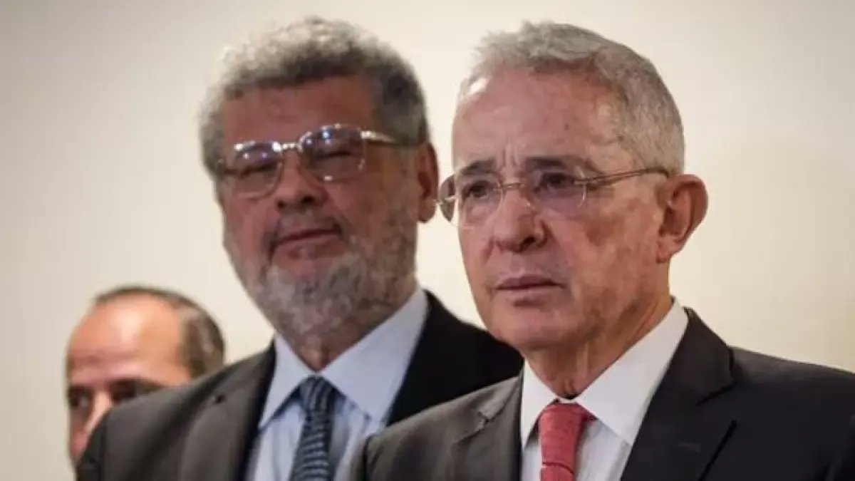 _thMino's tweet card. El sentido del fallo del juicio en contra del exmandatario se conocerá el lunes 28 de julio.