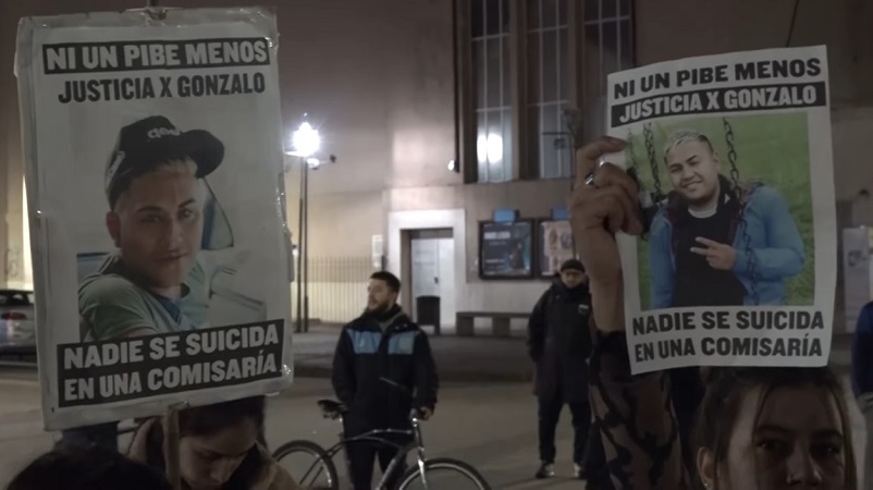 NathiGonzalezS's tweet card. Mientras Kicillof hace campaña contra el excomisario fascistoide Bondarenko, sus subordinados siguen con sus prácticas criminales. Tamame, de 29 años, fue detenido el miércoles y a la hora estaba...