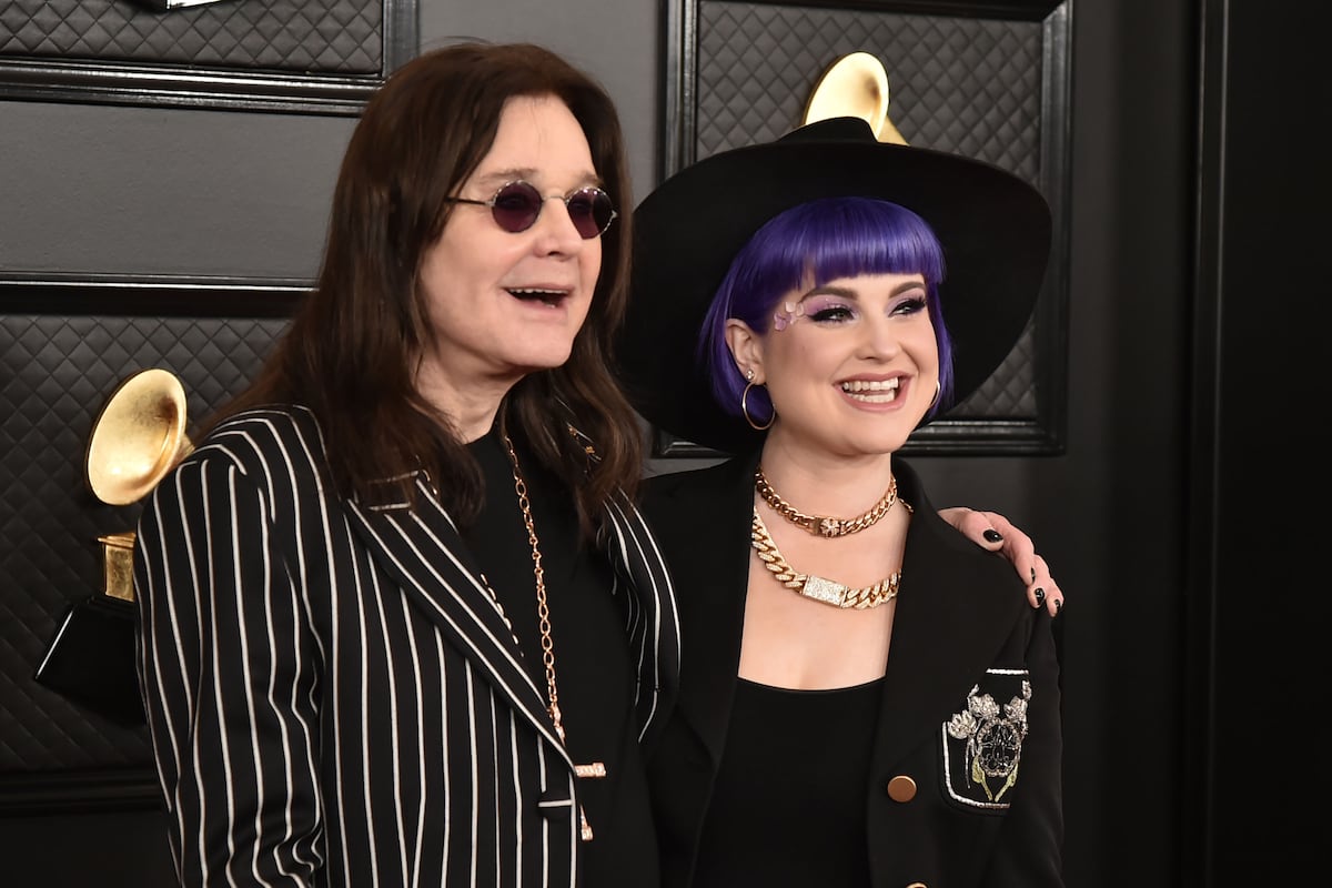 ElPaisAmericaCo's tweet card. La hija del carismático artista, fallecido a los 76 años, le ha recordado en redes con la frase de una canción de Black Sabbath que cantaron a dúo. En el concierto final de la banda, Kelly se...