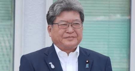 mirislot1's tweet card. 自民党の萩生田光一元政調会長は２５日、自身のブログに「政治家の出処進退は自分で決める。私たちが先輩から受け継いだ自民党の矜持（きょうじ）と伝統は（石破茂）首相も共有していると信じる」と記した。参院選敗北を受けて党内で「石破降ろし」の動きが拡大する中、続投に意欲を見せる首相に自発的な退陣を促したとみられ...