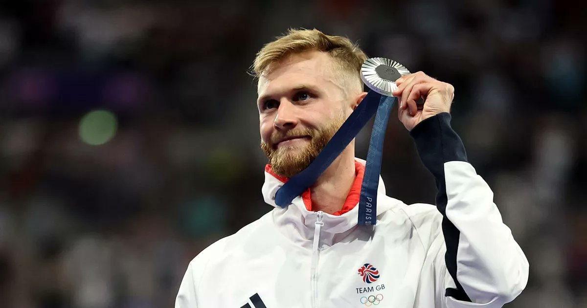alansmith90's tweet card. World champion Josh Kerr has asked for British record pace in this afternoon's 1500m in Stratford with series of top Brits expected to push him hard in showpiece event