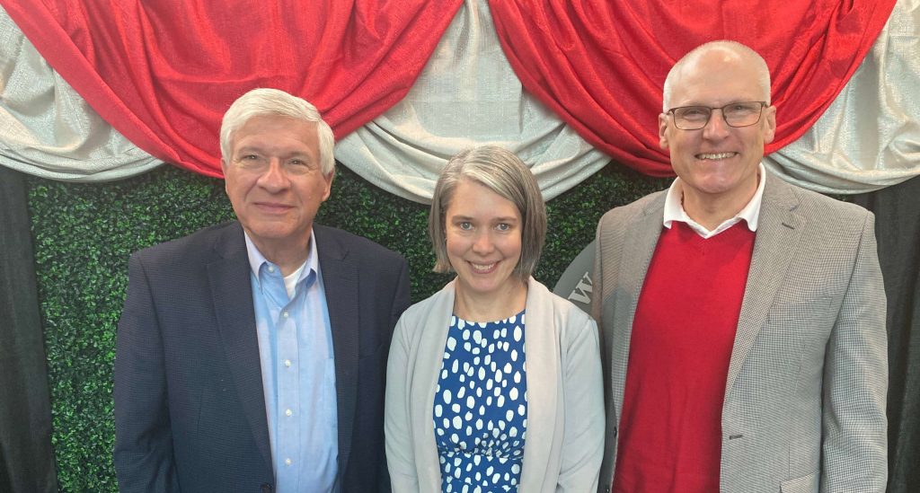 SoybeanScience1's tweet card. Dr. Laura Lindsey's dedication to helping soybean farmers in Ohio recently won her the CFAES Distinguished Extension Faculty Award from Ohio State University.