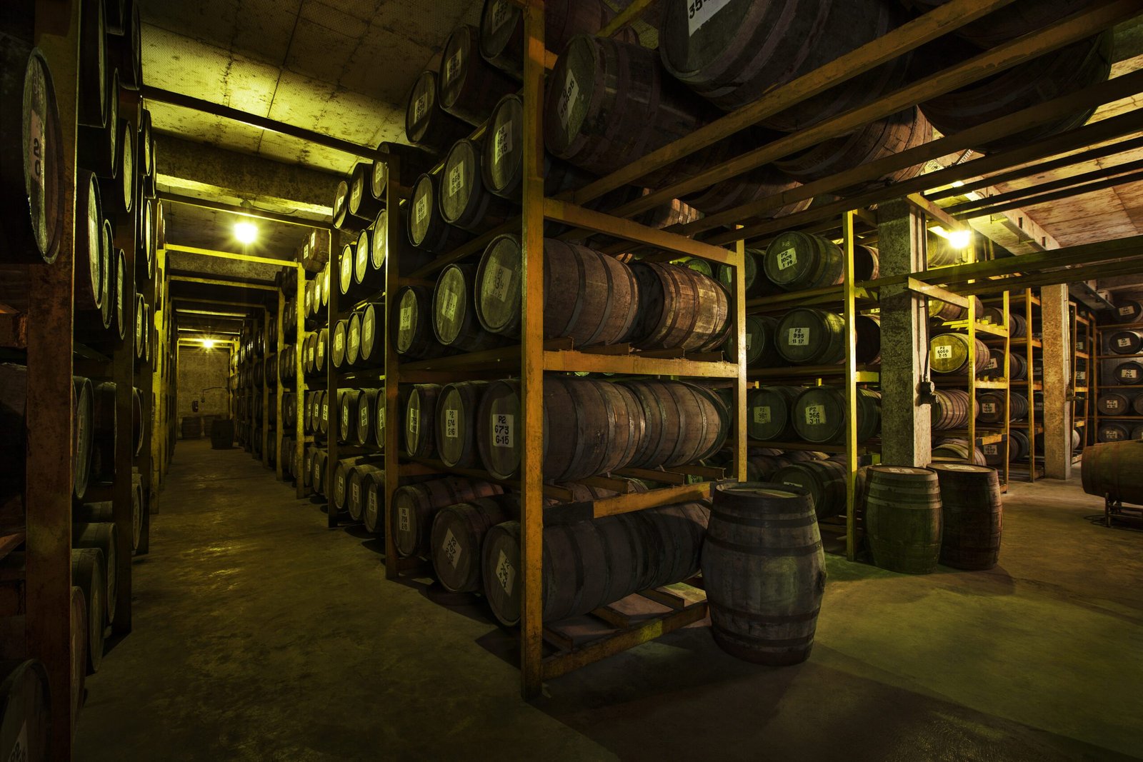 Irtikay's tweet card. In the sun-soaked, tropical warmth and humidity of India, Indian whisky tells a story of ambition, innovation, and national pride. Over the past decade, exp ...