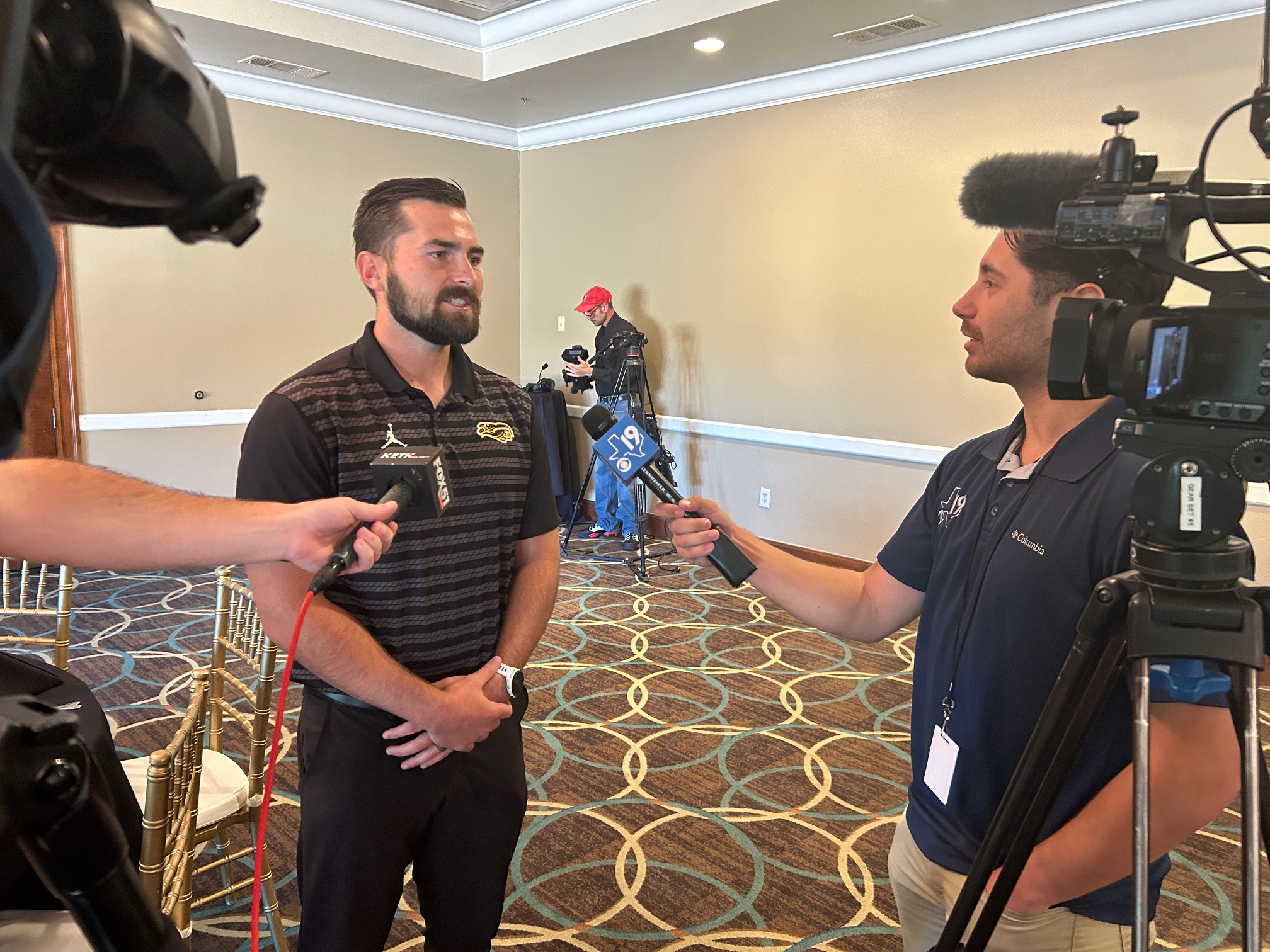 etfinalscore's tweet card. BULLARD — With the start of the football season less than a month away, the SEC of the juco leagues gathered on Thursday for their annual summer meeting. The Tyler Junior College Apaches, defending...