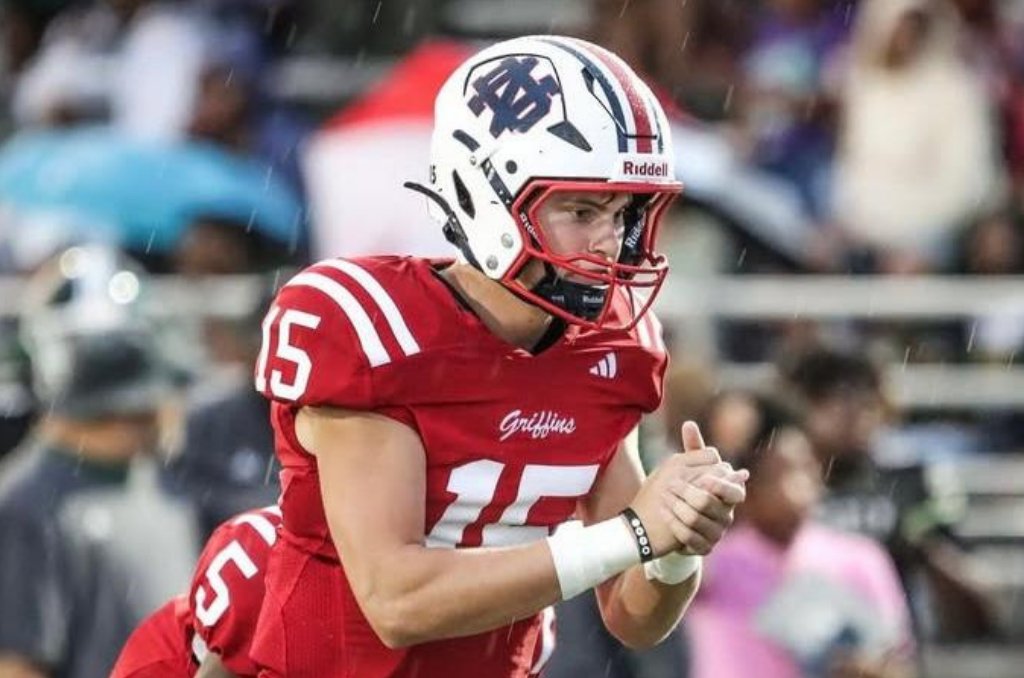 GeauxPrepsLA's tweet card. ‘Mayor of Stonewall’: North DeSoto’s Luke Delafield has endeared himself to his community, but has one thing on his mind this season