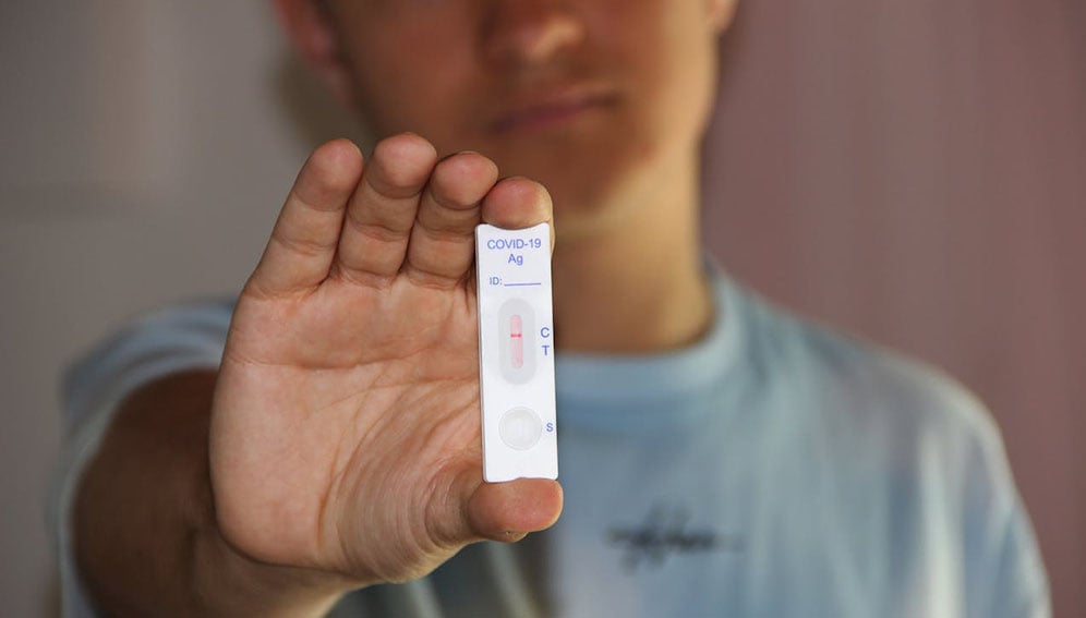scidevafrique's tweet card. Appelé RT-LAMP, ce nouvel outil qui donne ses résultats en moins d’une heure sur la Covid-19 peut aussi être utilisé pour diagnostiquer la dengue et Zika.