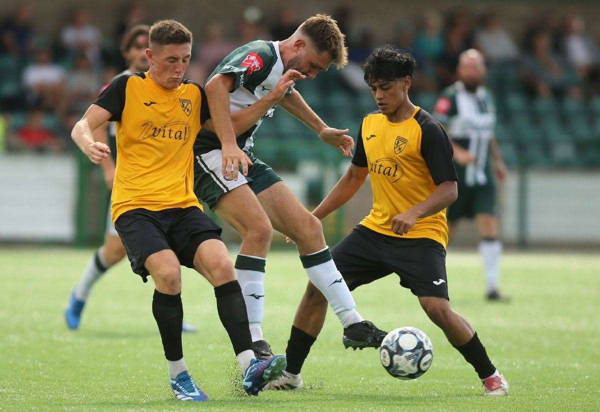 KentOnlineSport's tweet card. Kennington hope the return of Ryan Philpott will help them solve their goalscoring struggles this season.