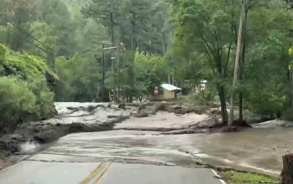 TruckerTalk's tweet card. RUIDOSO, N.M. (AP) — Another afternoon of heavy rainfall Thursday prompted flash flooding in the mountain village of Ruidoso, forcing the closure of roads