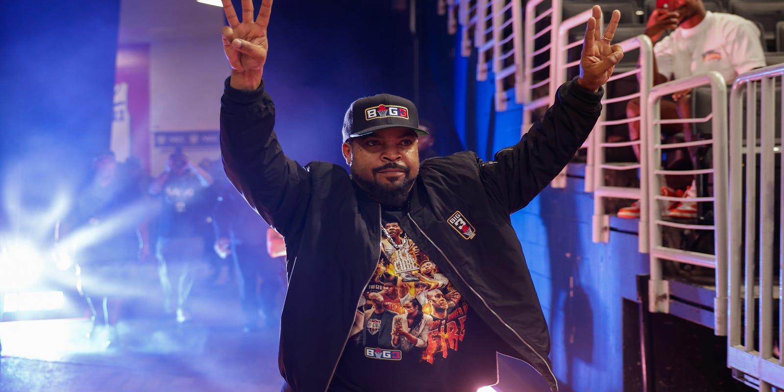 JavarriLewis's tweet card. Ice Cube isn't part of the Cincinnati Music Festival lineup, but he gave a pop-up performance at Fountain Square on July 25.