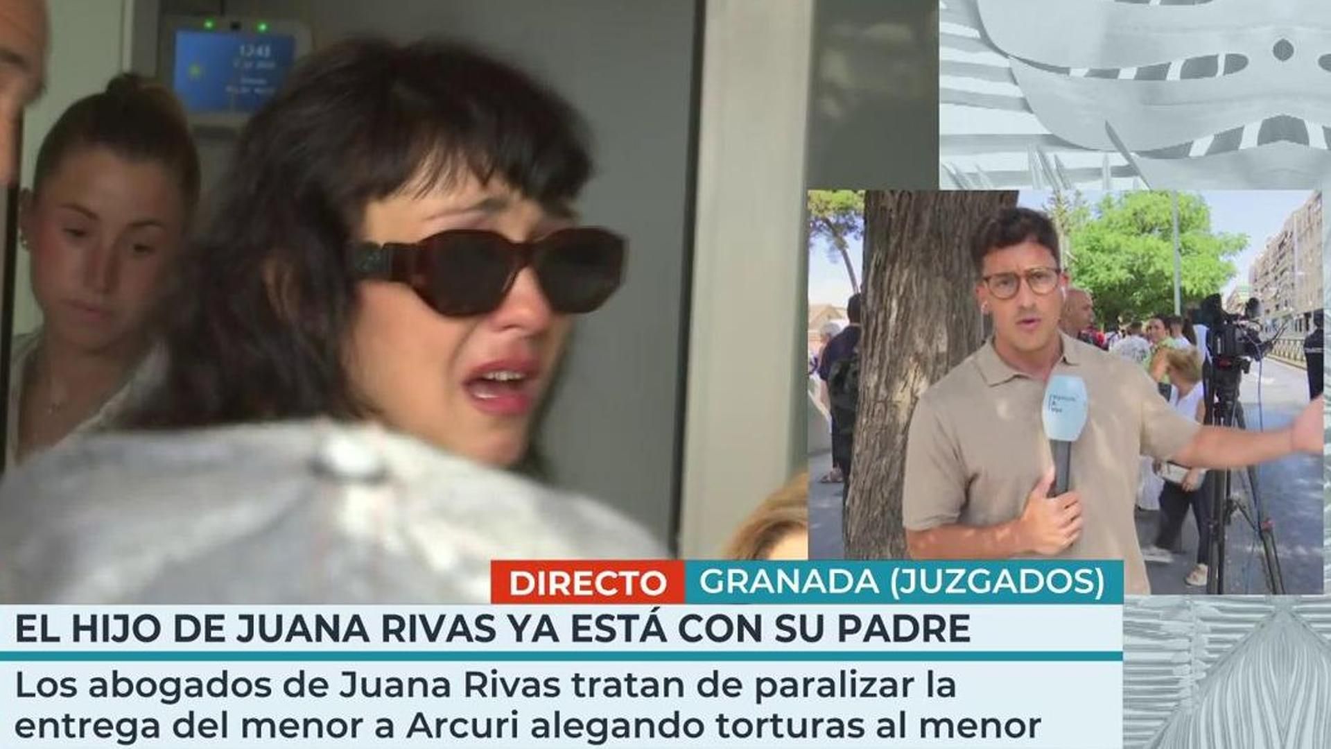 vamosavert5's tweet card. Los abogados y los padres del hijo menor de Juanas Rivas acudían este viernes por la mañana a los juzgados de La Caleta donde recibían instrucciones
