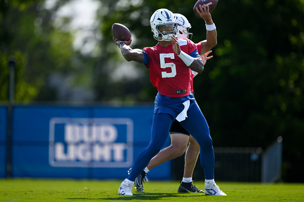 KBowen1070's tweet card. The third straight Colts practice to begin training camp met another hot one. Here are some takeaways from Day 3 of Colts training camp: