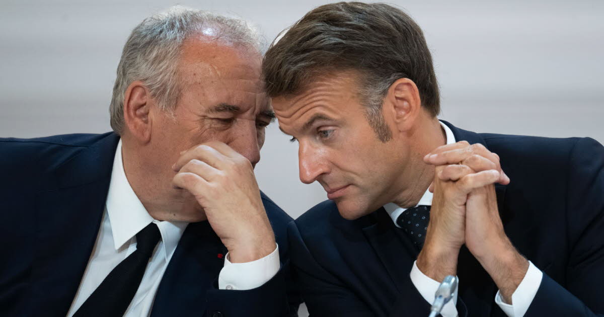 lestrepublicain's tweet card. Emmanuel Macron perd quatre points de confiance sur un mois et tombe à 28%, selon un baromètre mensuel Toluna/Harris Interactive pour LCI publié ce vendredi. Avec 22%, François Bayrou recule, lui, de...