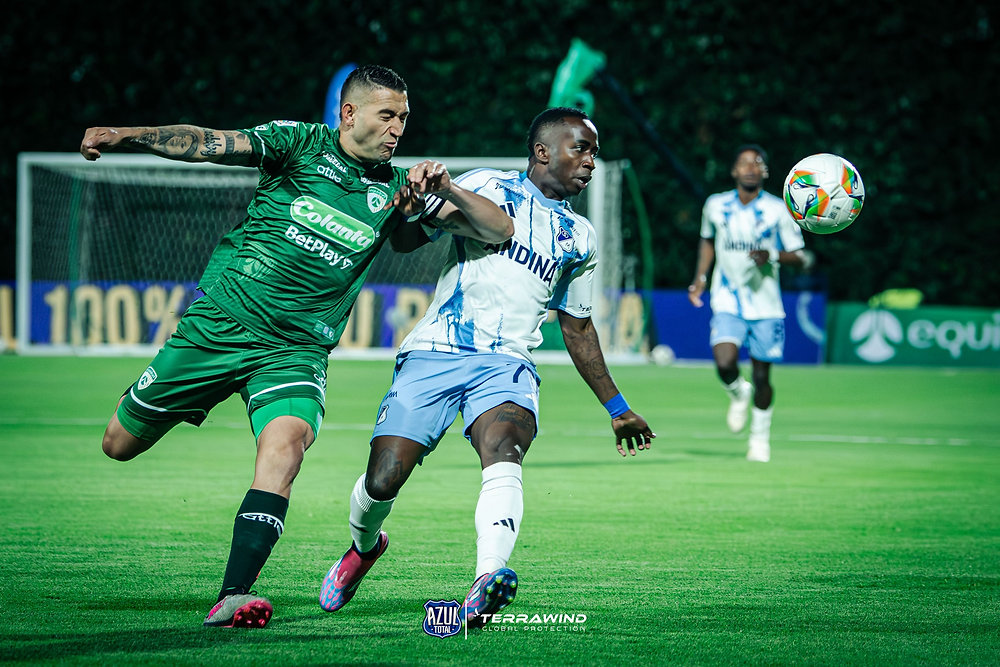 Azul_Total's tweet card. Millonarios debutó en el segundo semestre del 2025 con una derrota horrorosa ante La Equidad en Techo. Fue un golpe directo a la ilusión de todos nosotros, los hinchas, que veníamos molestos desde el...