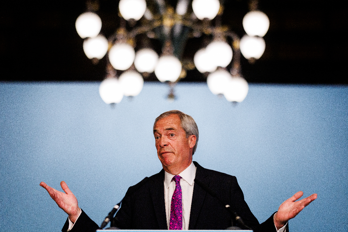samuelhall0's tweet card. Far from saving money, Reform's plans to scrap net zero would deter private investment that is already committed and cost more in the long-run. Proof, if it were needed, that Nigel Farage's party has...