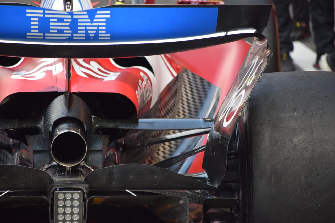 FUnoAT's tweet card. F1, la sospensione Ferrari funziona secondo Vasseur. Quello che non va è il setup della SF-25 che non trova il compromesso corretto