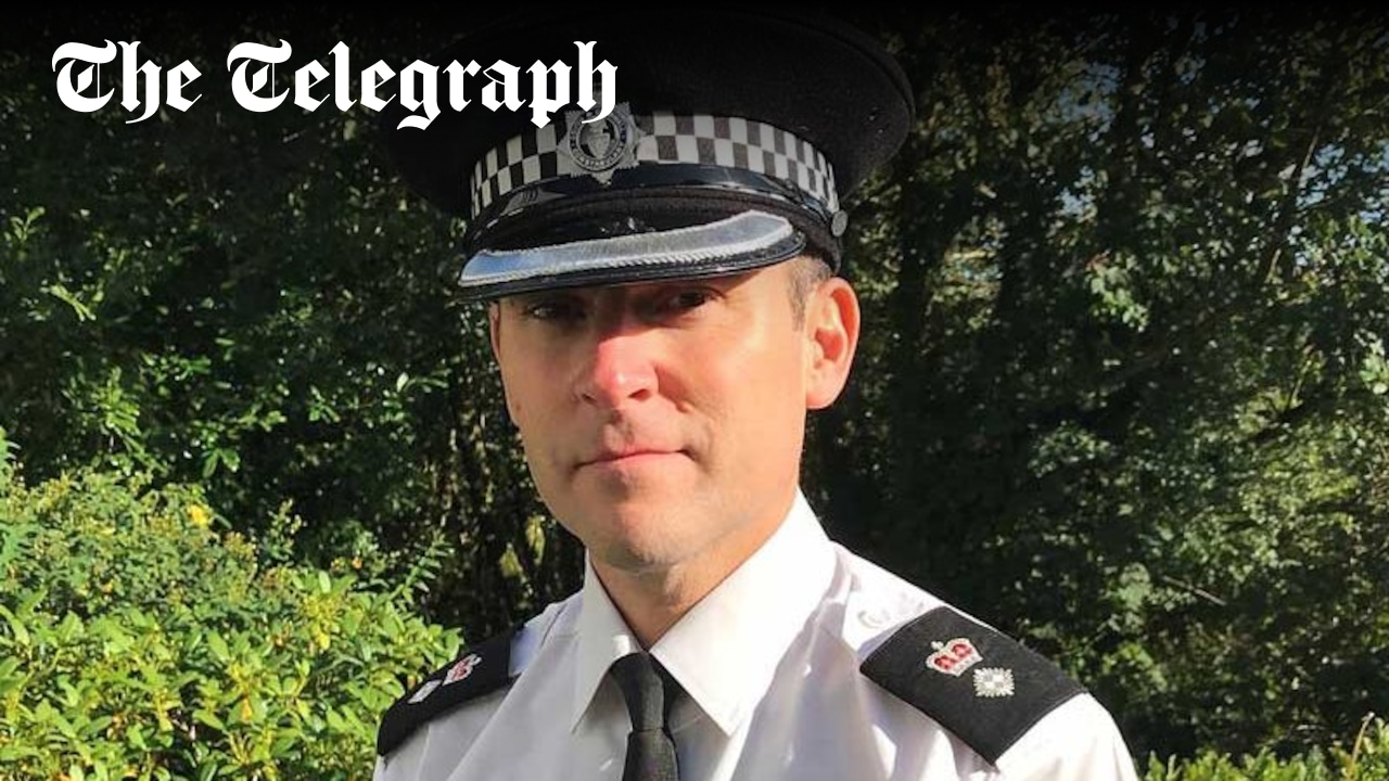 friendofthefox's tweet card. Head of illegal hunting unit who put sport on par with supplying or burglary accused of ‘undermining confidence in impartial policing’