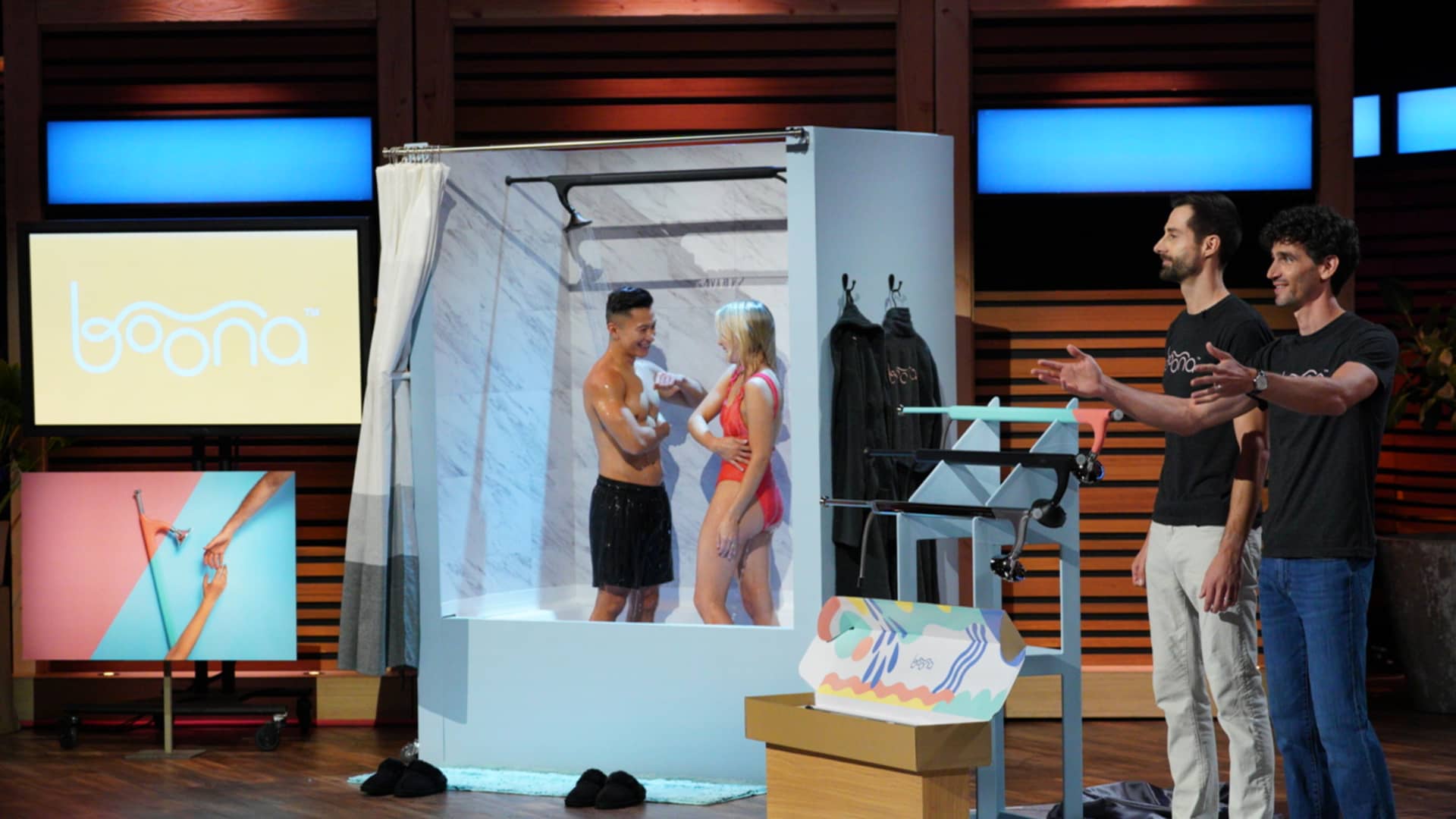 CNBCMakeIt's tweet card. Boona co-founders Brett Skaloud and Jeff Feiereisen pitched their "tandem" showerhead on ABC's "Shark Tank," and lost out on a deal by making a simple mistake.