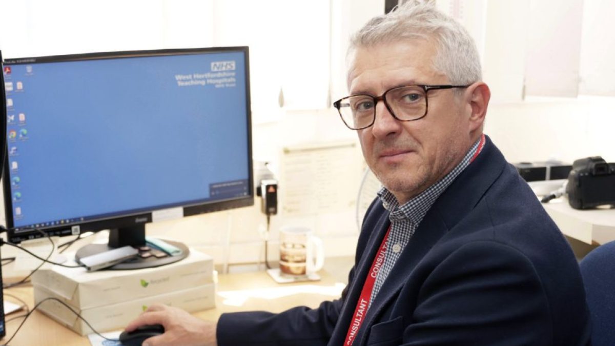 PMGallagher1's tweet card. Dr Andrew Barlow, who founded the first and largest Covid virtual ward, said the 'hospital at home' system should be the gold standard for the NHS