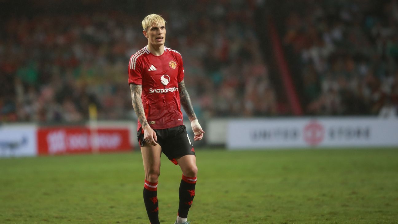 RobDawsonESPN's tweet card. Ruben Amorim has offered Manchester United outcasts including Alejandro Garnacho a way back at Old Trafford, if the club do not receive suitable offers for the players.