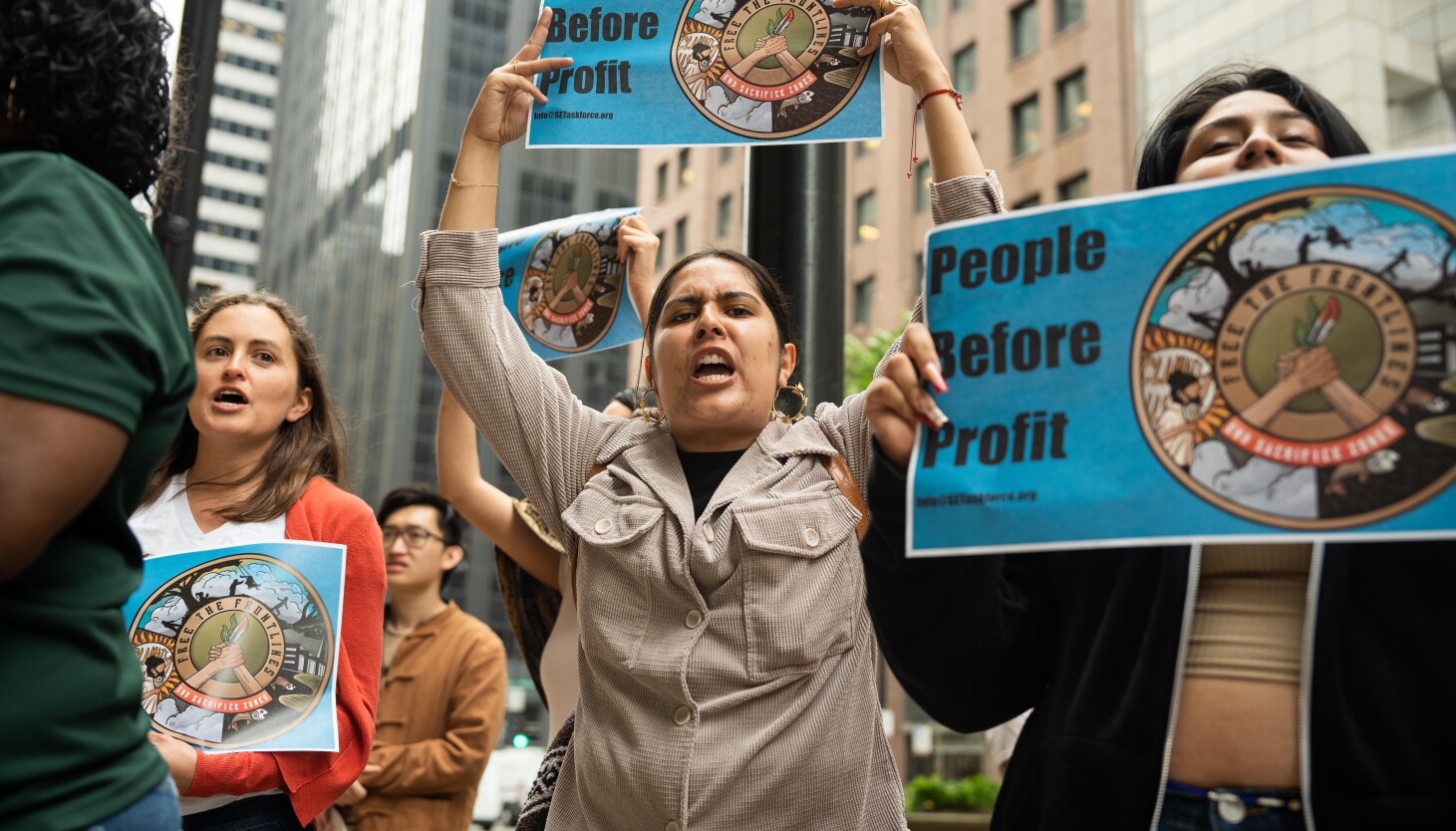 ReporterHal's tweet card. The feds had ruled that City Hall violated residents’ civil rights in a case involving the relocation of the General Iron scrap metal operator and a complaint over affordable rental units.